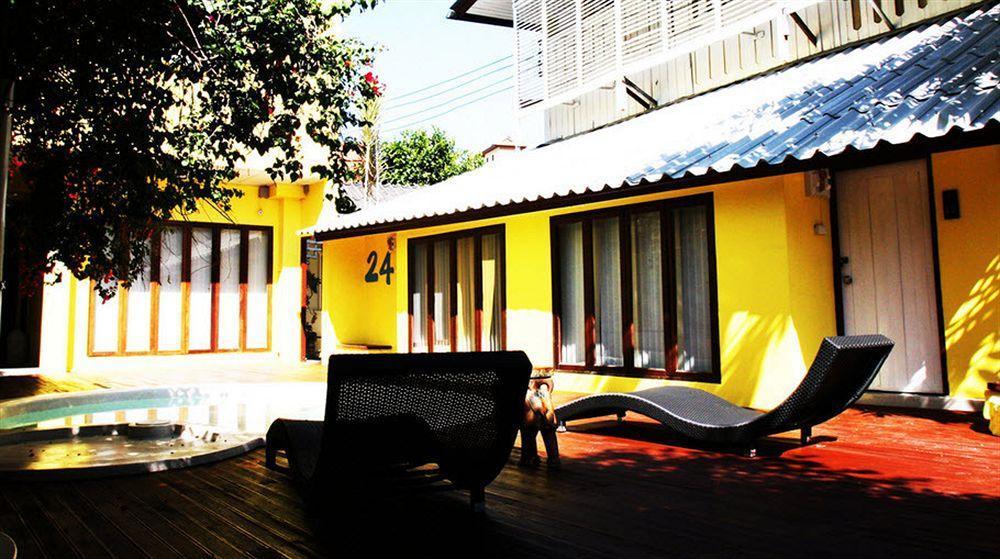 Smile House Guesthouse Chiang Mai Exterior photo